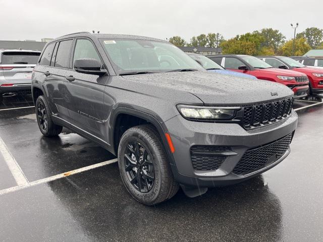 new 2025 Jeep Grand Cherokee car, priced at $46,730