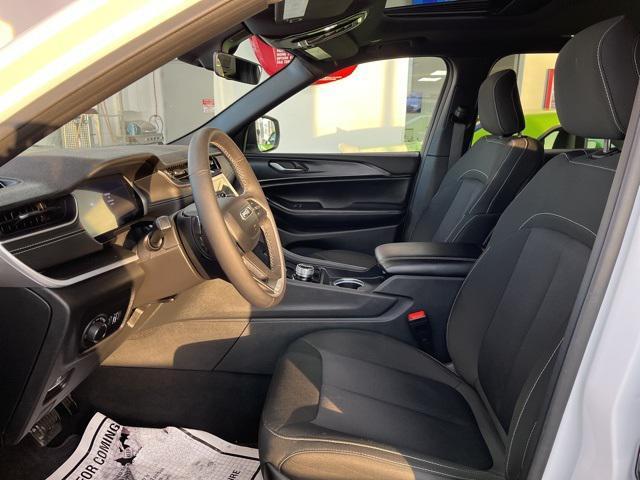 used 2025 Jeep Grand Cherokee L car, priced at $35,697