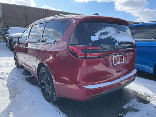 new 2026 Chrysler Pacifica car, priced at $55,110