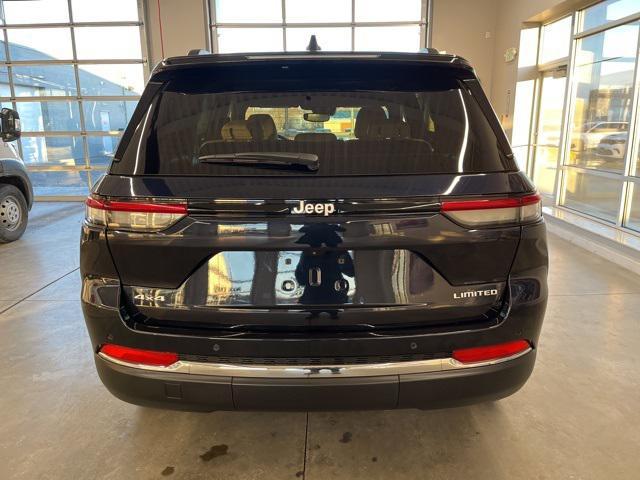 used 2024 Jeep Grand Cherokee car, priced at $35,173