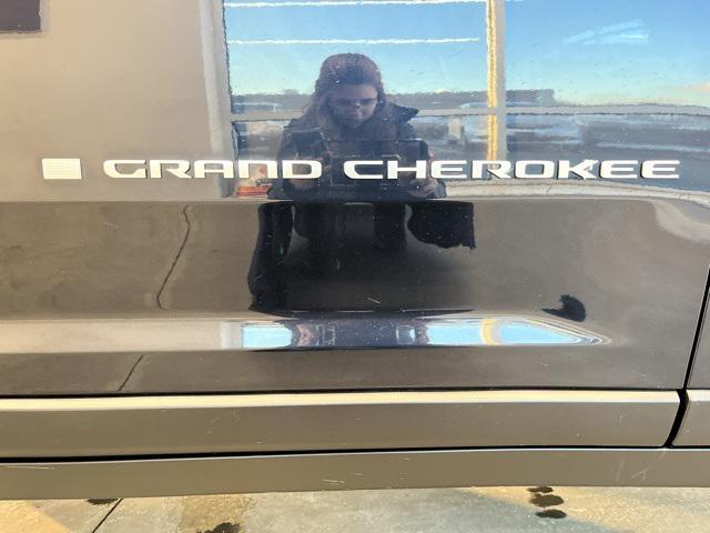 used 2024 Jeep Grand Cherokee car, priced at $35,173
