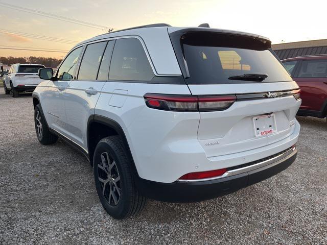 new 2025 Jeep Grand Cherokee car, priced at $46,900