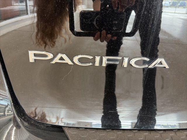 used 2025 Chrysler Pacifica car, priced at $28,602