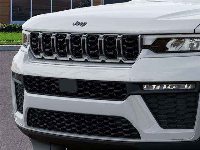 new 2026 Jeep Grand Cherokee car, priced at $50,630