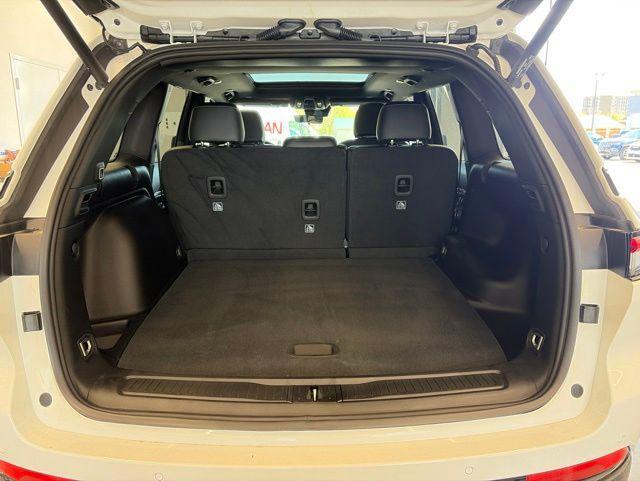 used 2025 Jeep Grand Cherokee car, priced at $41,842