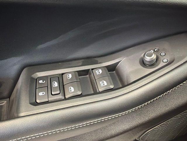 used 2025 Jeep Grand Cherokee car, priced at $41,842