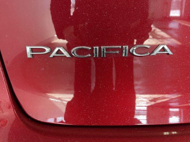 used 2025 Chrysler Pacifica car, priced at $28,896
