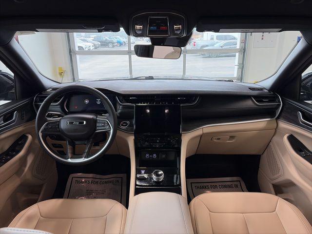 used 2025 Jeep Grand Cherokee car, priced at $39,352