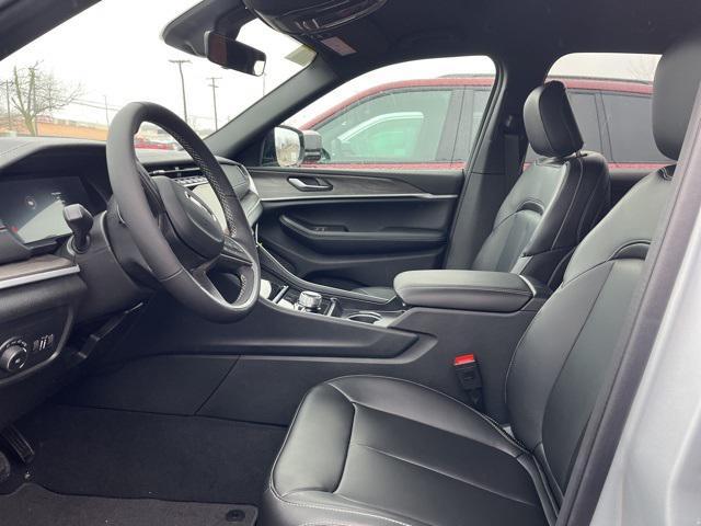 new 2025 Jeep Grand Cherokee car, priced at $50,720