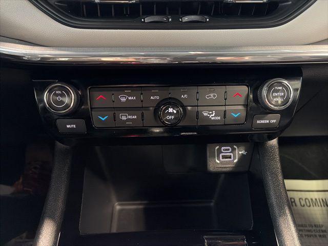 used 2024 Jeep Compass car, priced at $25,566