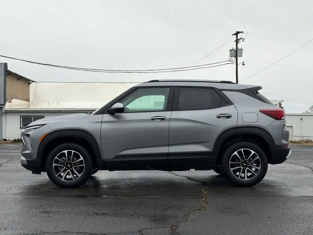 new 2026 Chevrolet TrailBlazer car, priced at $33,510
