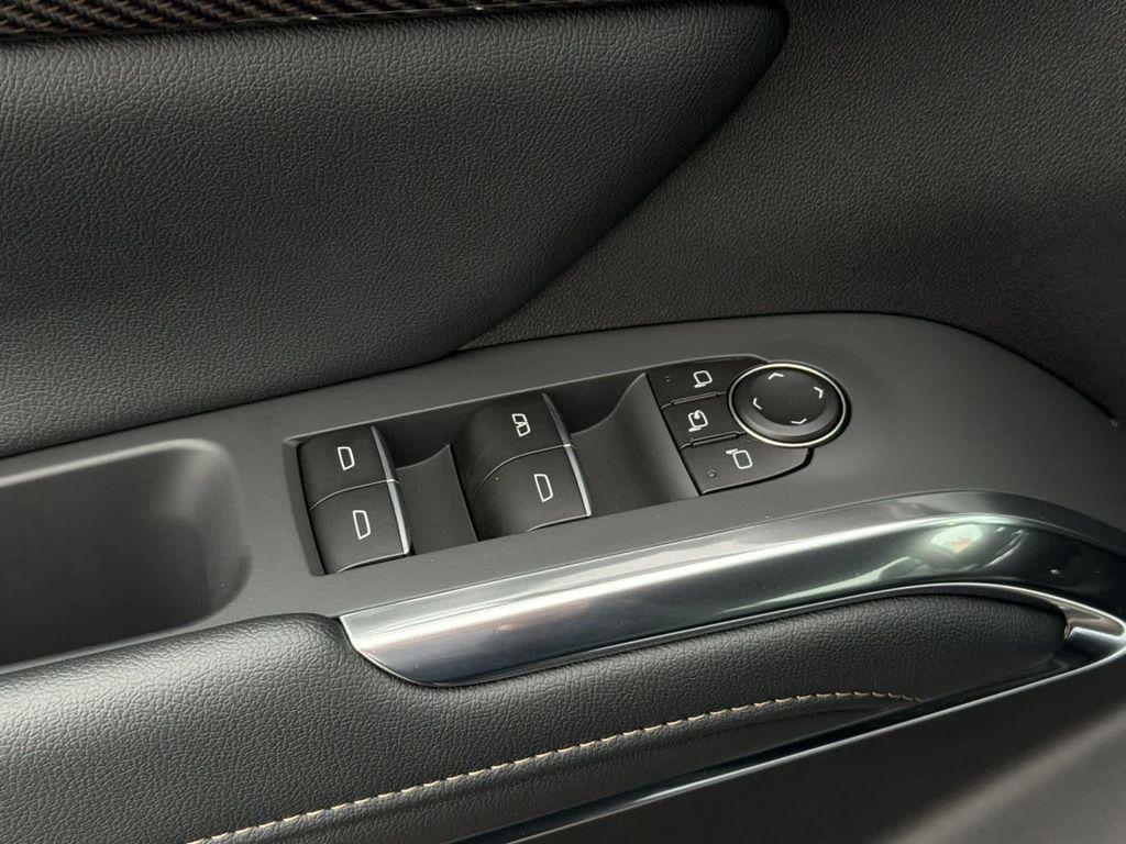 new 2026 Chevrolet Traverse car, priced at $60,090