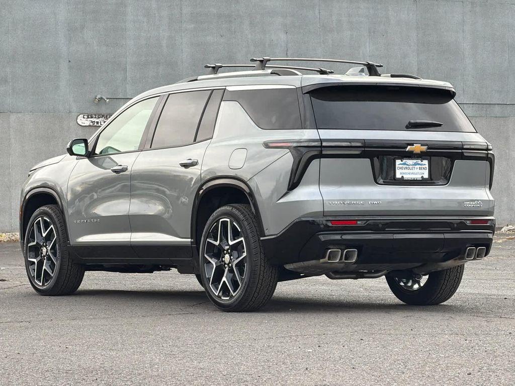 new 2026 Chevrolet Traverse car, priced at $61,470