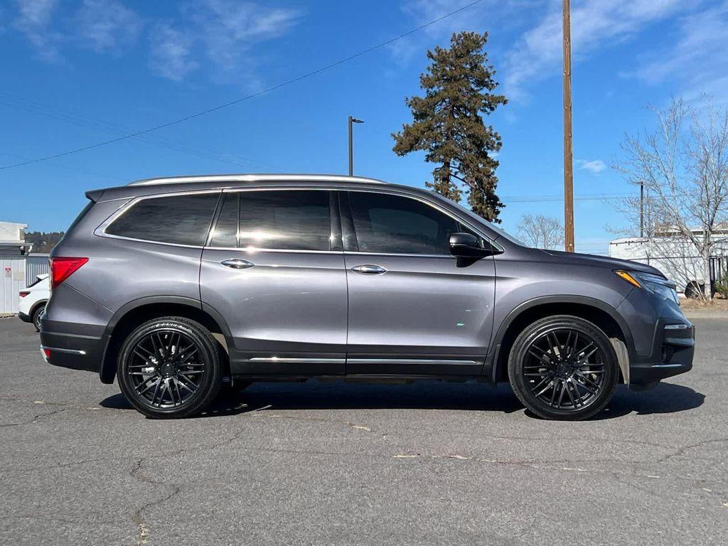 used 2020 Honda Pilot car, priced at $29,995