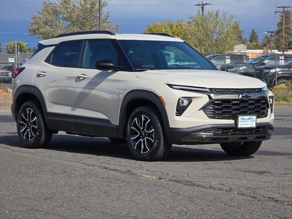 new 2026 Chevrolet TrailBlazer car, priced at $35,470