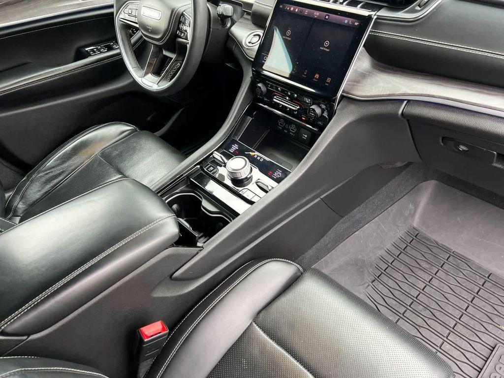 used 2023 Jeep Grand Cherokee car, priced at $29,470