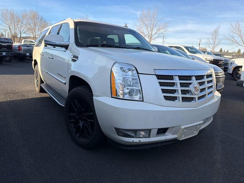 used 2011 Cadillac Escalade ESV car, priced at $10,995