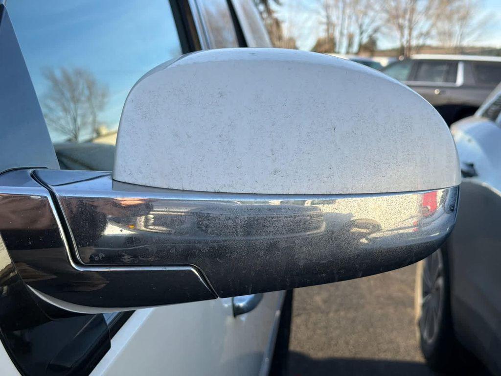 used 2011 Cadillac Escalade ESV car, priced at $10,995