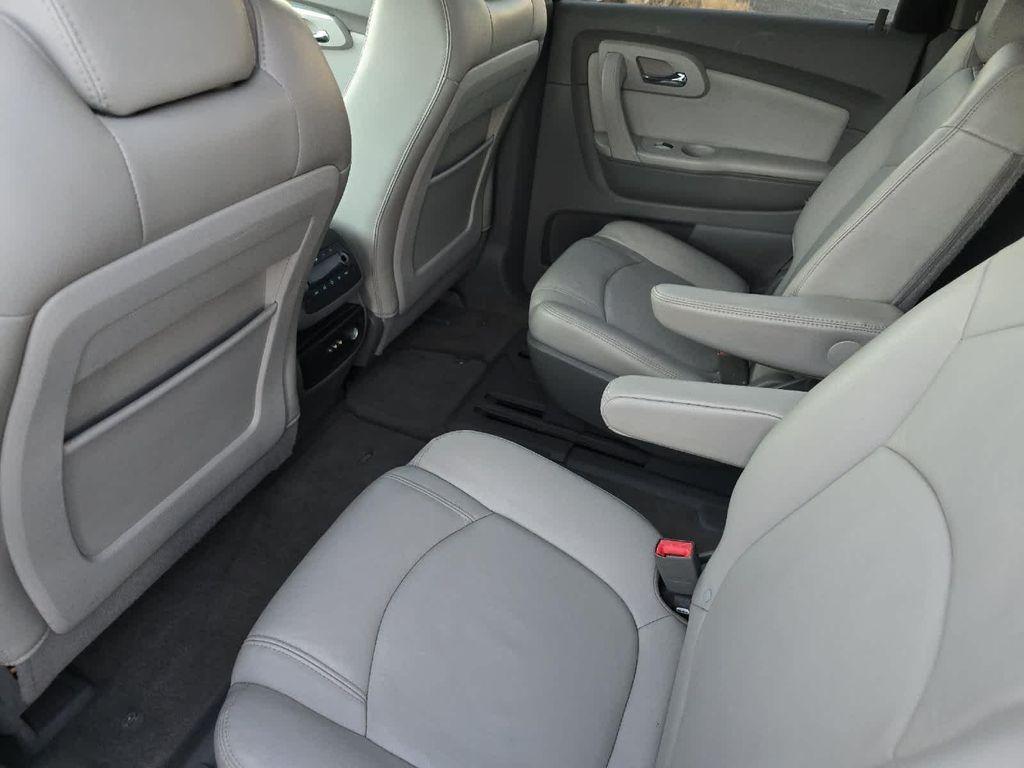 used 2010 Chevrolet Traverse car, priced at $9,995