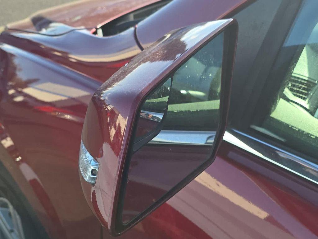 used 2010 Chevrolet Traverse car, priced at $9,995