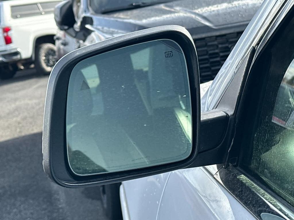 used 2021 Jeep Grand Cherokee car