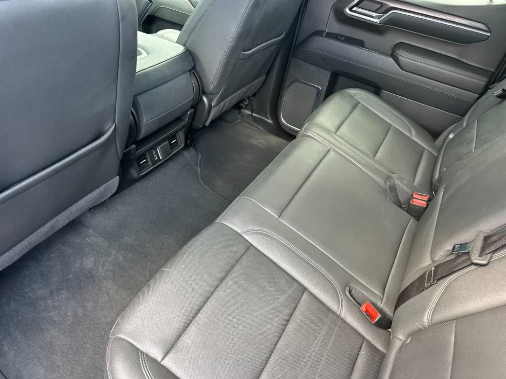 used 2024 GMC Sierra 1500 car, priced at $41,895