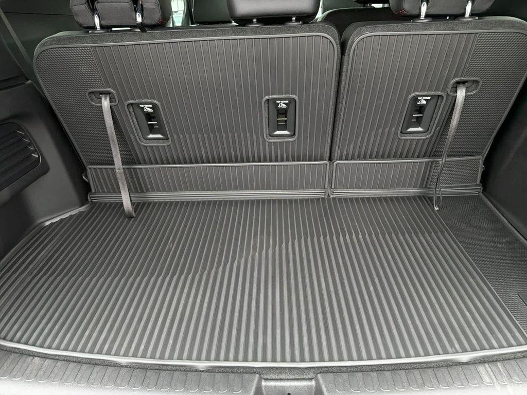 new 2026 Chevrolet Traverse car, priced at $59,920