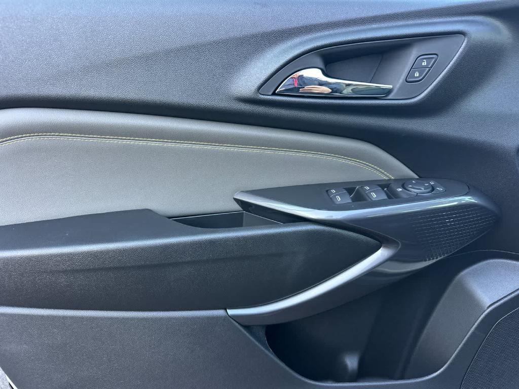 new 2026 Chevrolet Trax car, priced at $29,100