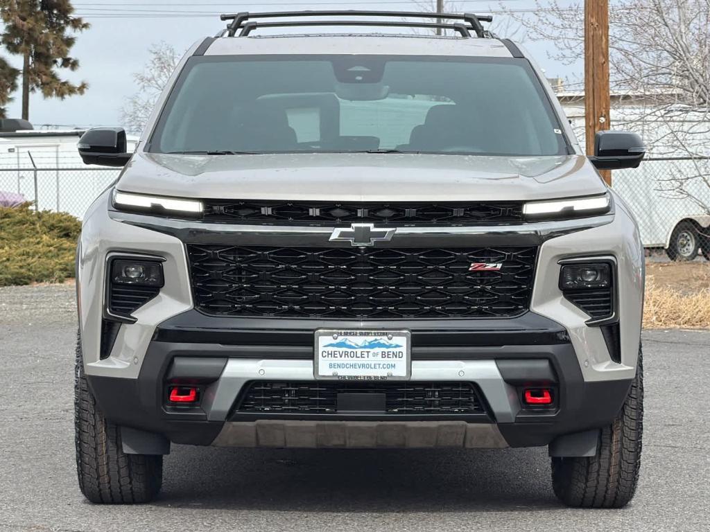 new 2026 Chevrolet Traverse car, priced at $58,925