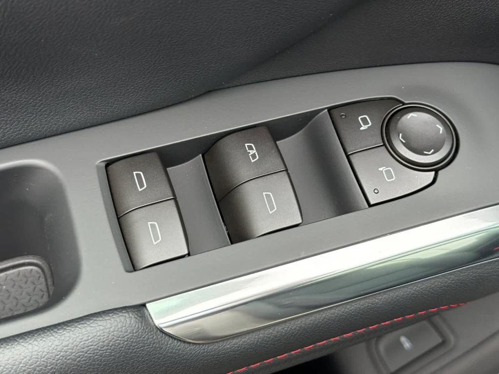 new 2026 Chevrolet Traverse car, priced at $58,925