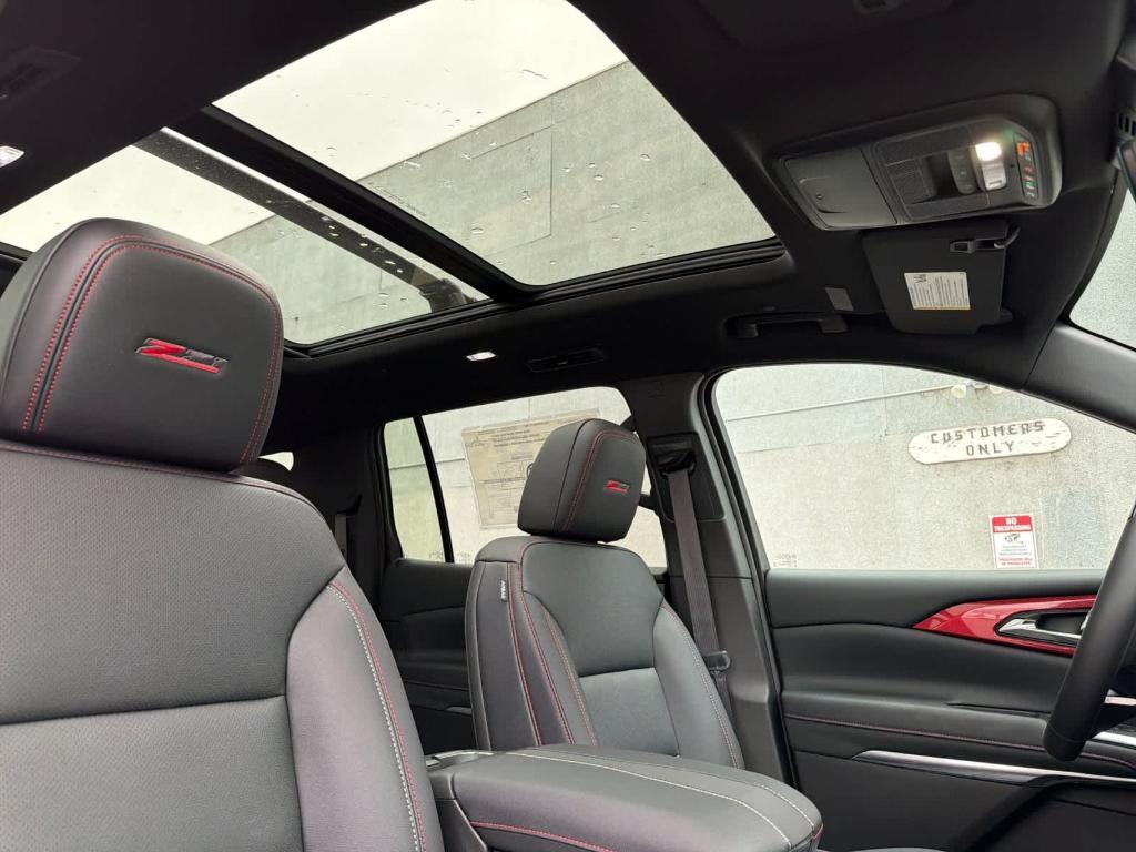 new 2026 Chevrolet Traverse car, priced at $58,925