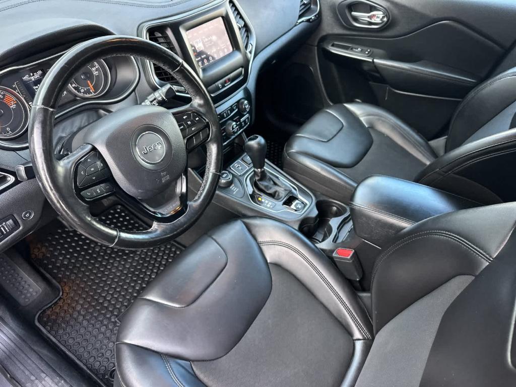 used 2020 Jeep Cherokee car, priced at $13,995