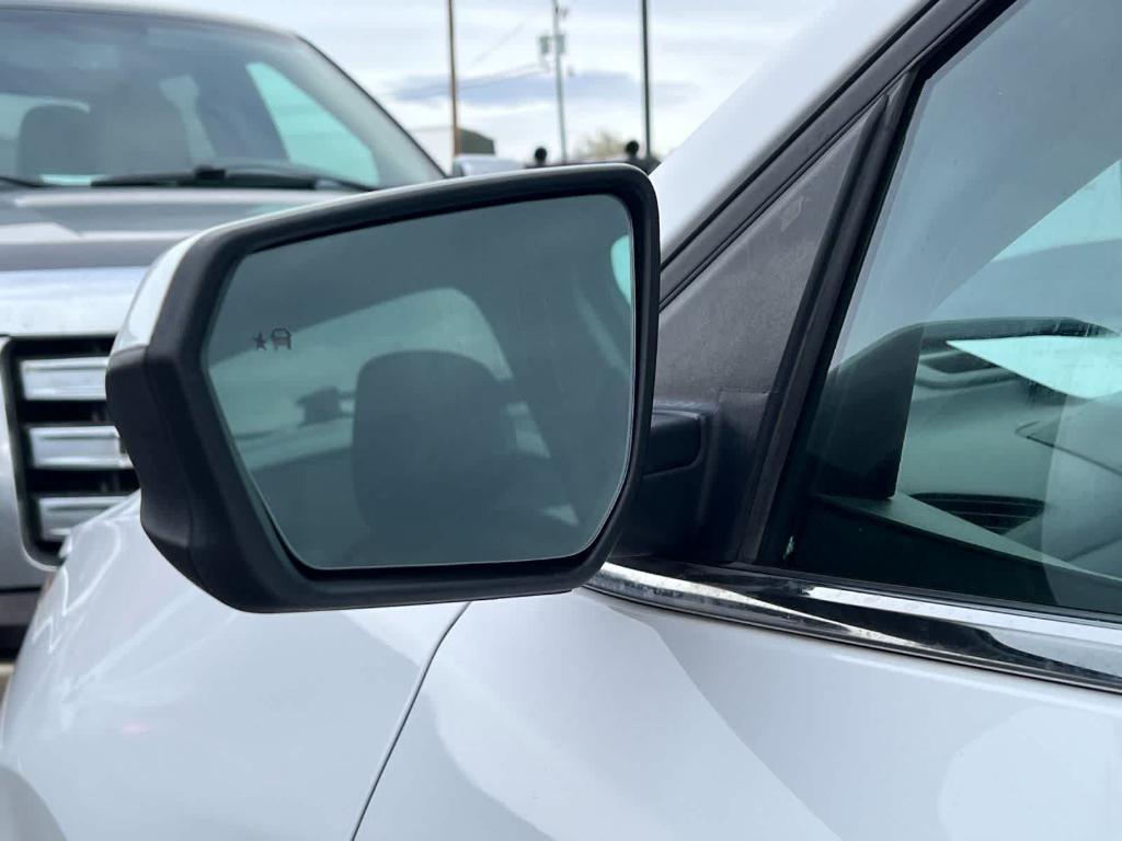 used 2020 Chevrolet Equinox car, priced at $12,995