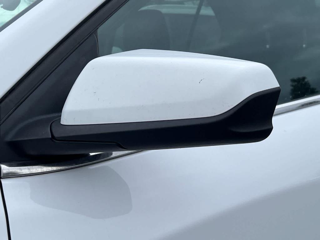 used 2020 Chevrolet Equinox car, priced at $12,995