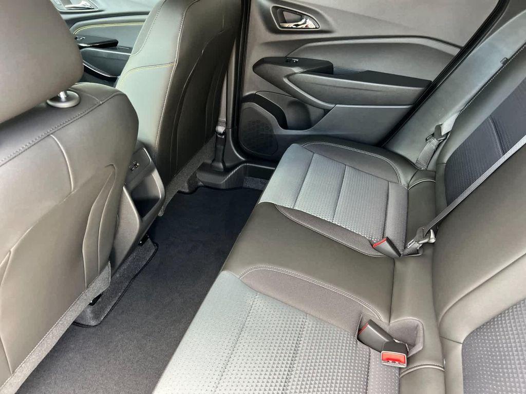 new 2025 Chevrolet Trax car, priced at $19,095