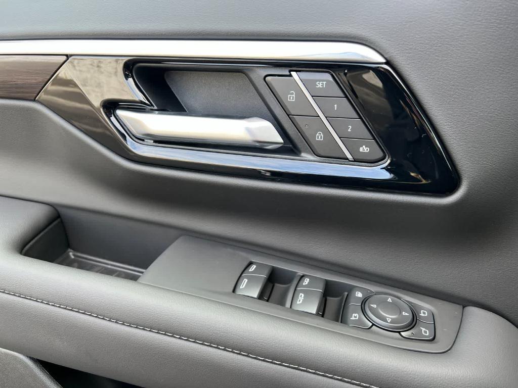 new 2026 Chevrolet Suburban car, priced at $78,010