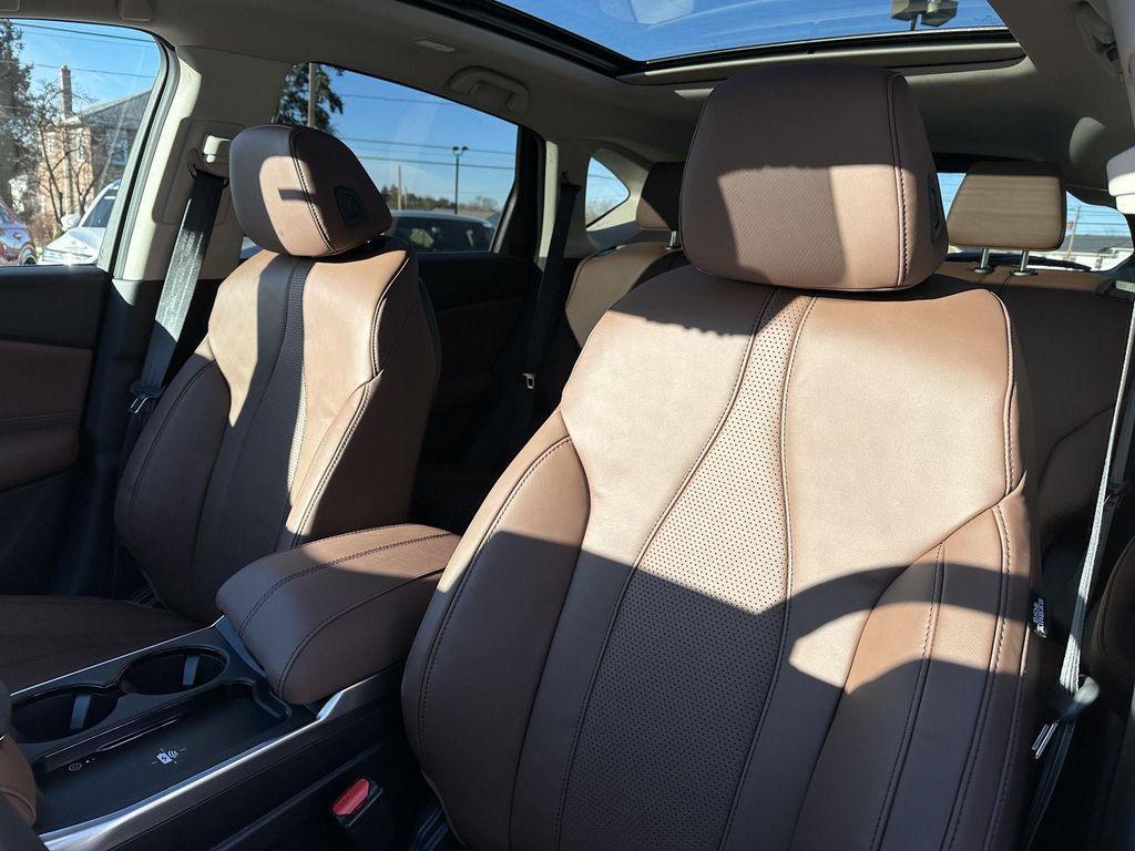 new 2026 Acura RDX car, priced at $49,650