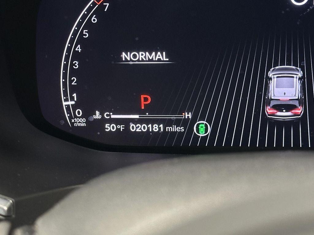 used 2023 Acura MDX car, priced at $38,500