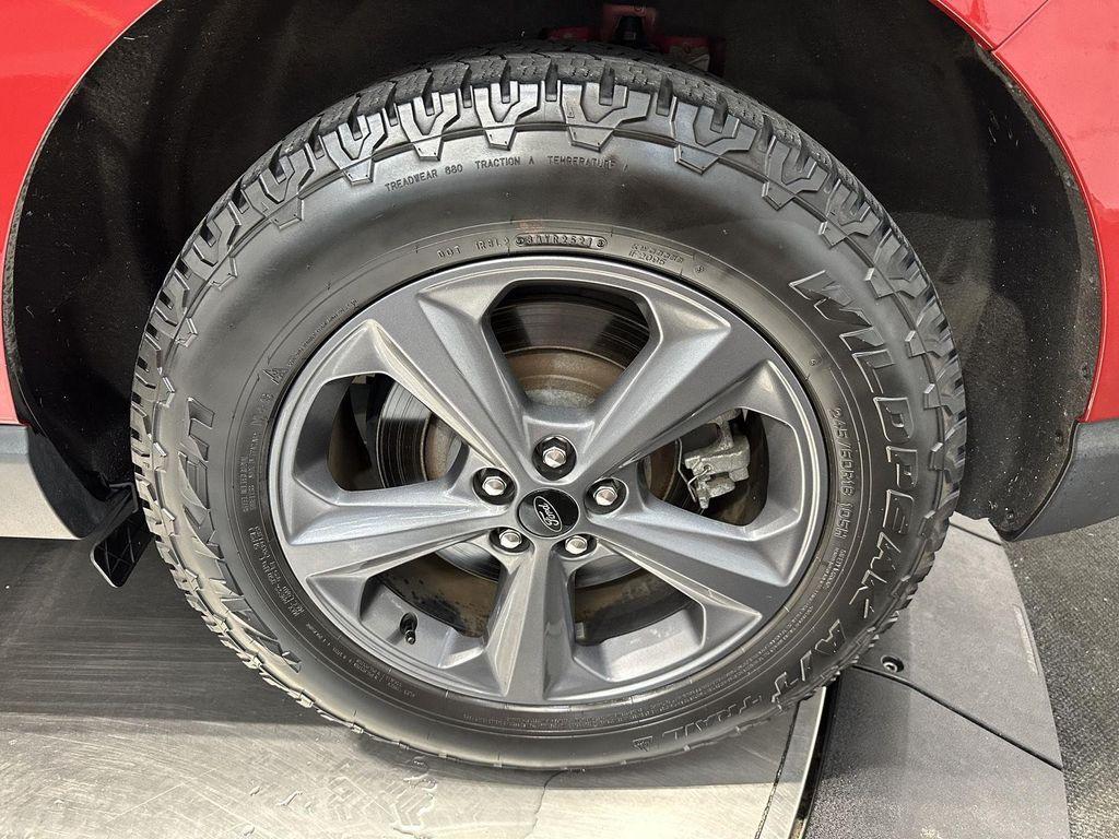 used 2022 Ford Edge car, priced at $22,900