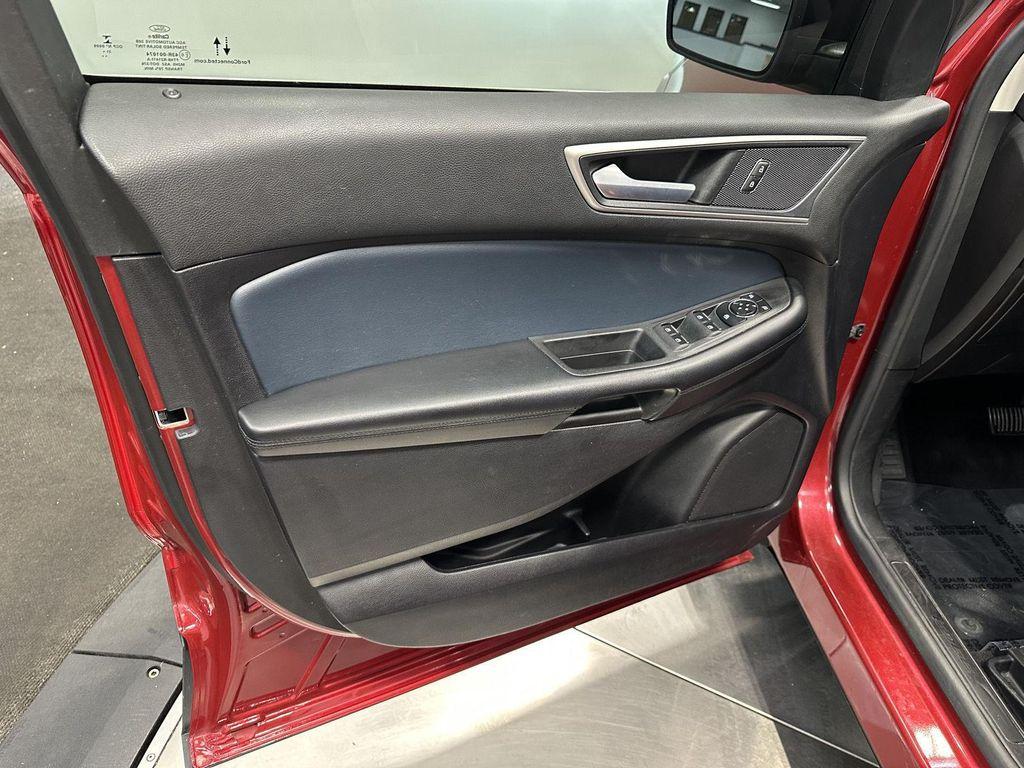 used 2022 Ford Edge car, priced at $22,900