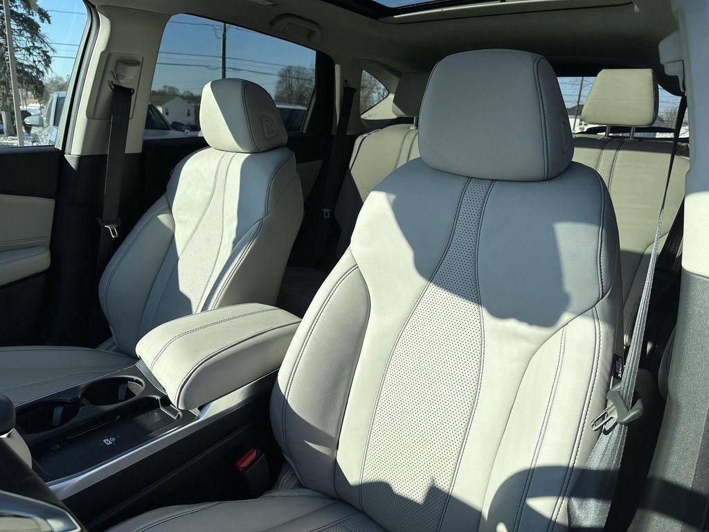 new 2026 Acura RDX car, priced at $49,150