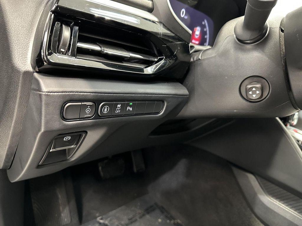 used 2023 Acura MDX car, priced at $41,500