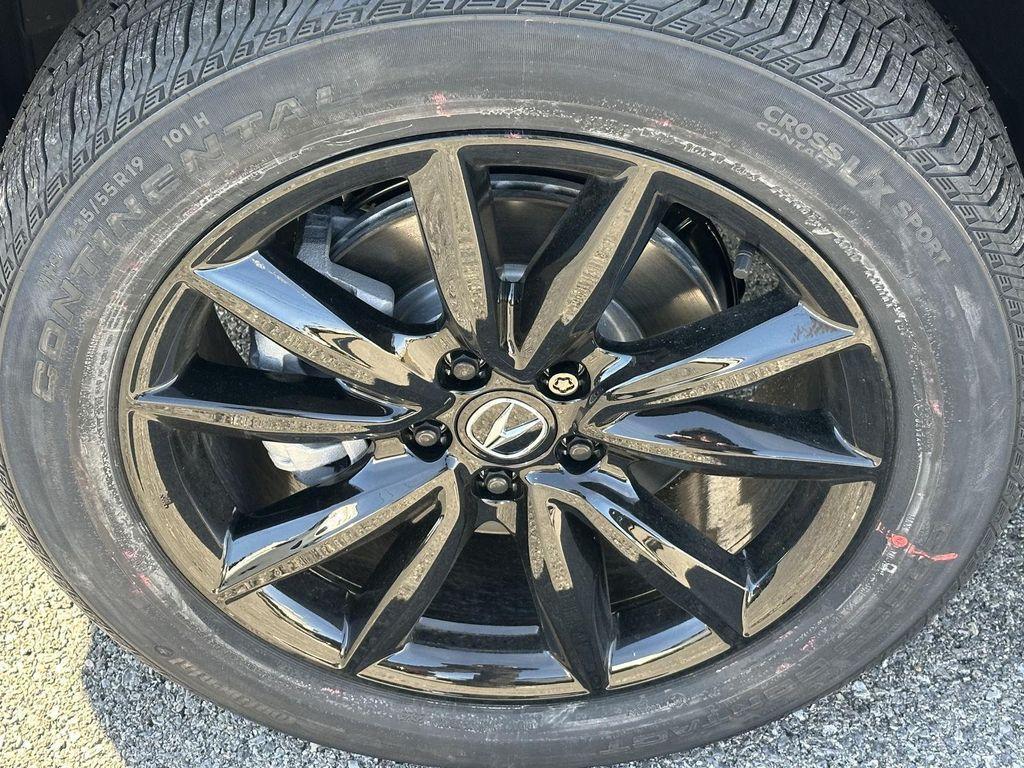 new 2026 Acura RDX car, priced at $47,150