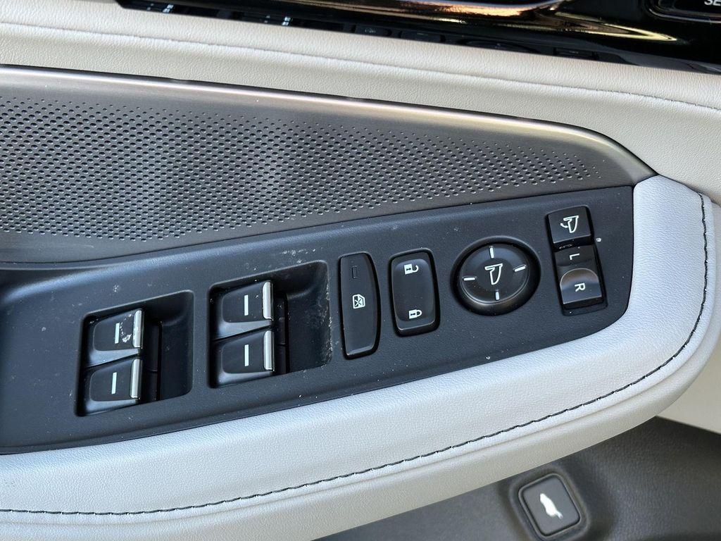 new 2026 Acura MDX car, priced at $60,750