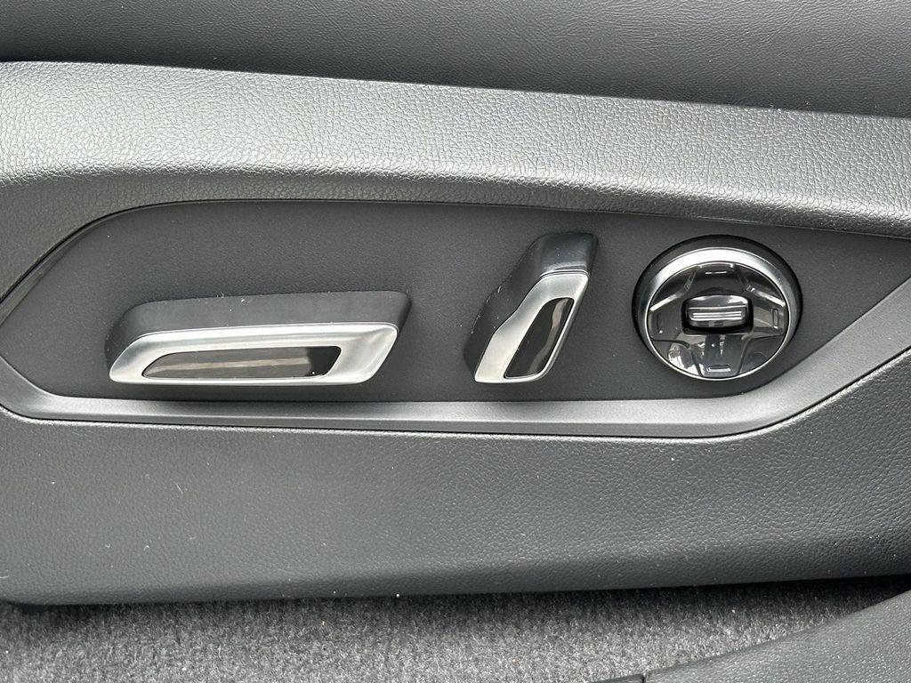 new 2026 Acura RDX car, priced at $56,800