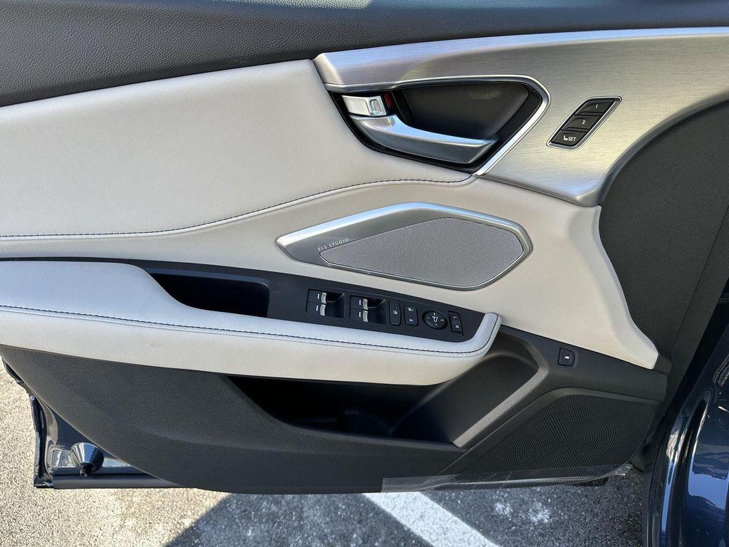 new 2026 Acura RDX car, priced at $49,150