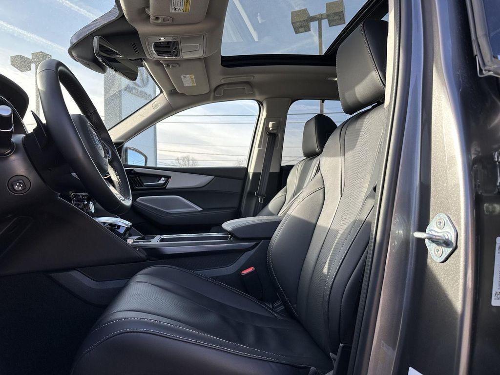 used 2026 Acura MDX car, priced at $51,900