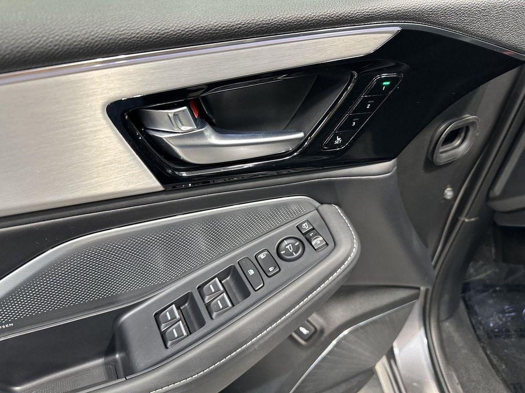 used 2026 Acura MDX car, priced at $54,500