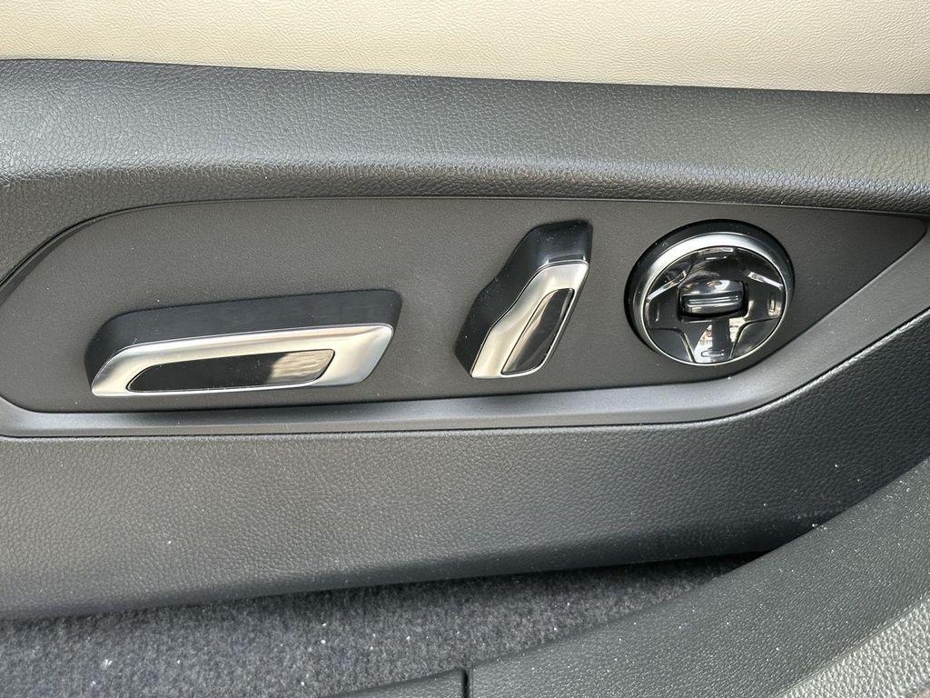 new 2026 Acura RDX car, priced at $56,900