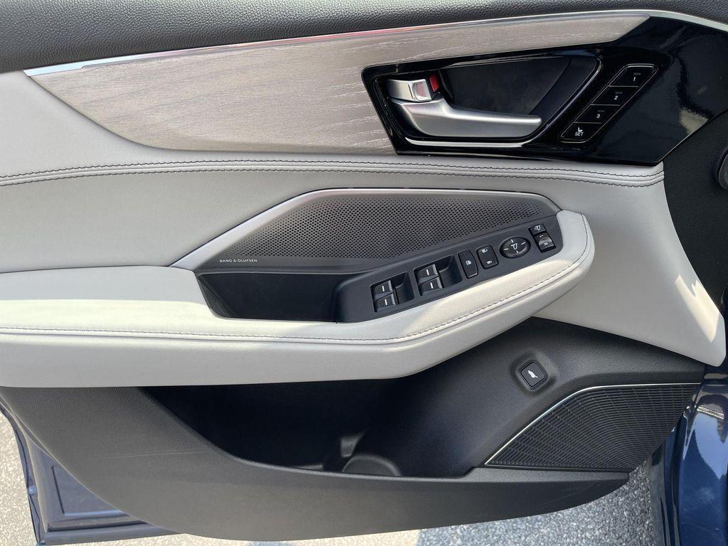 new 2026 Acura MDX car, priced at $68,350